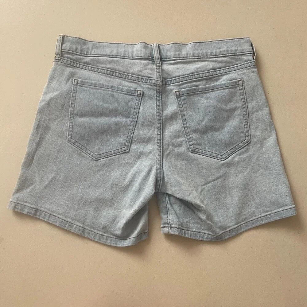 Banana Republic Mid Rise Denim Shorts White Size 4